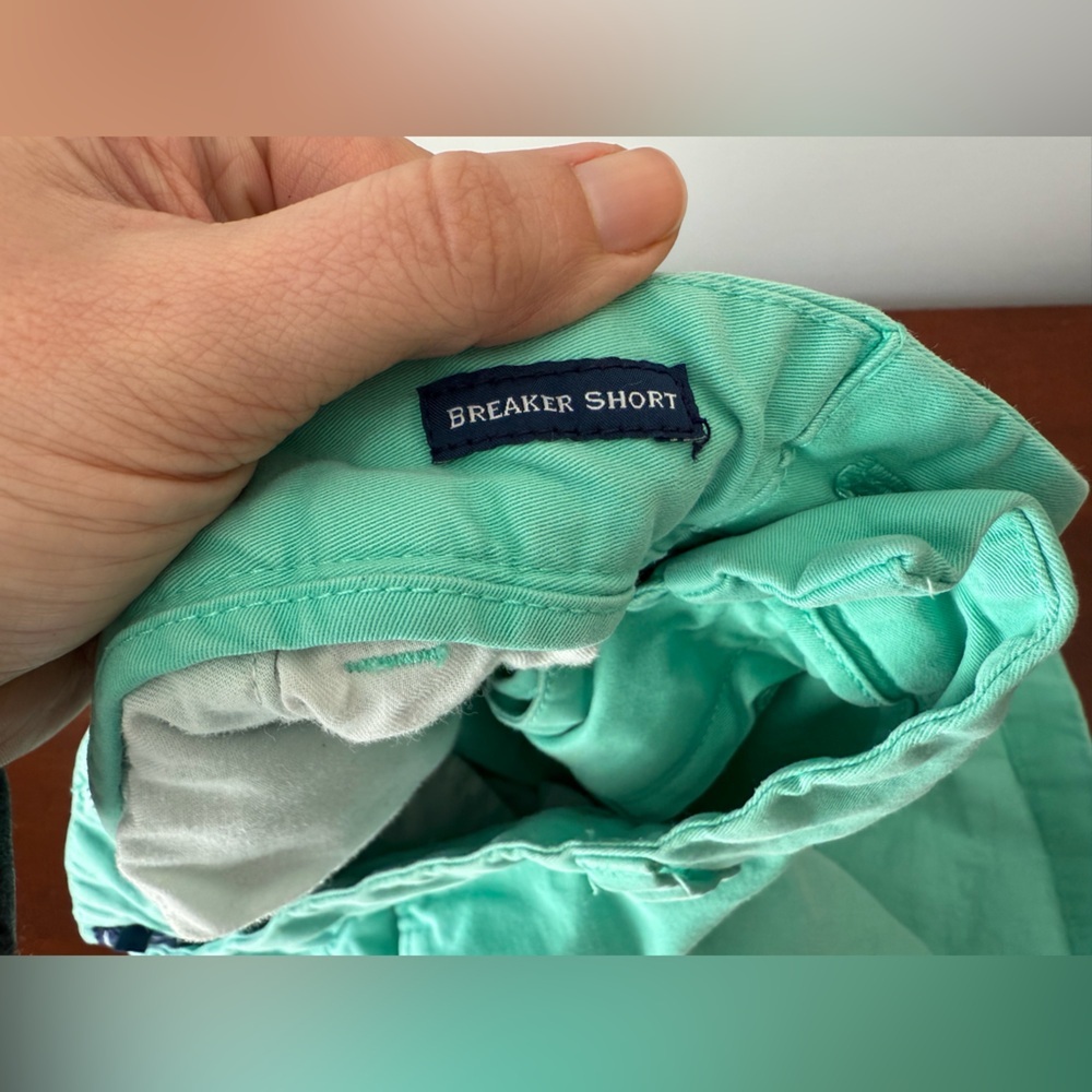size 34 men’s Vineyard Vines shep and Ian breaker short in teal - Picture 4 of 5